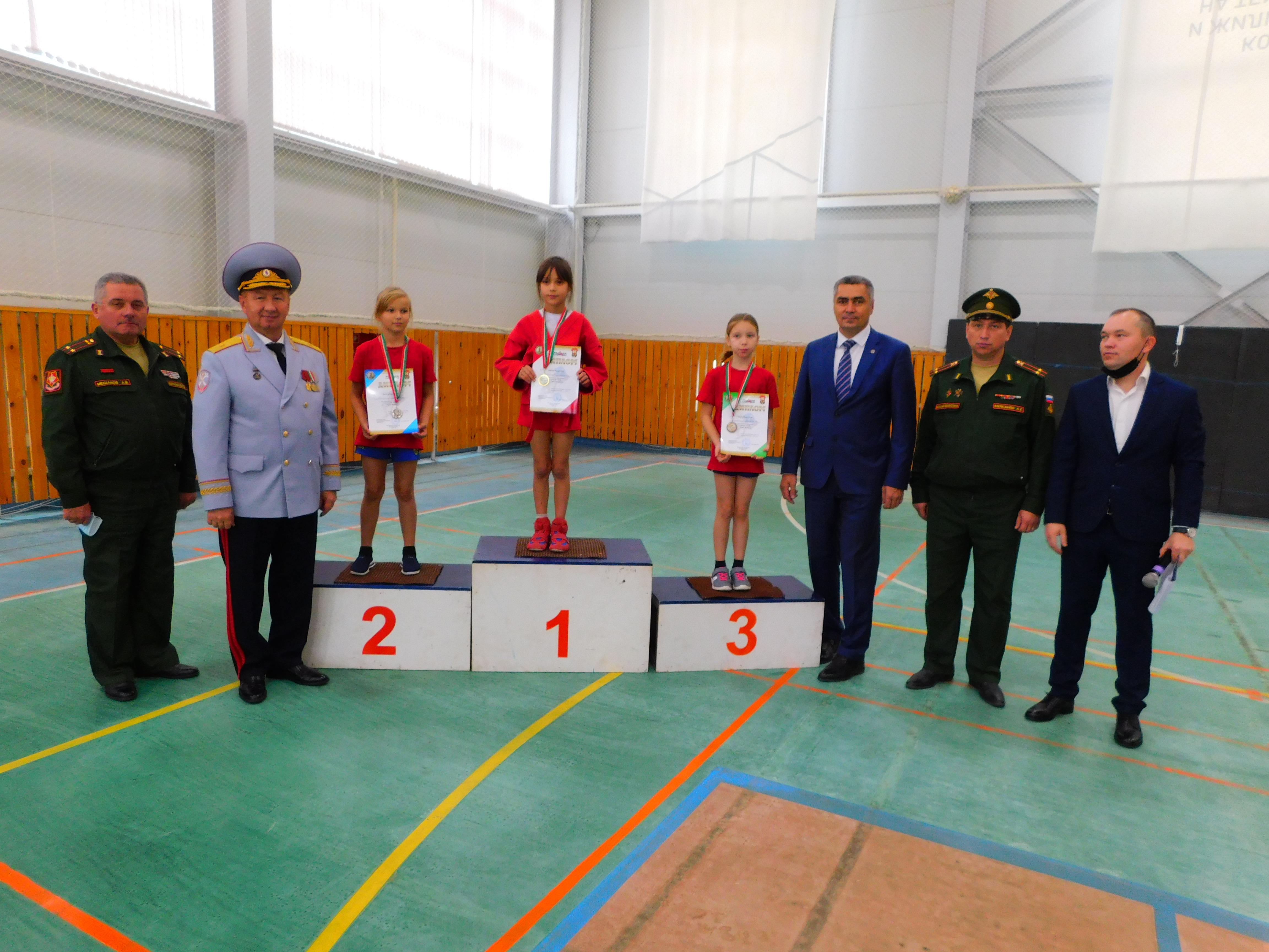 Федерации спорта республики татарстан. Твой шанс по самбо. Чемпионат РТ по борьбе на поясах Камское Устье.